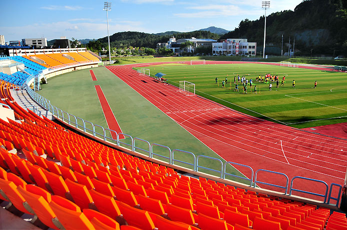 가평종합운동장 축구장 축구연습 작은사진